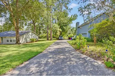 7607 NW 42nd Avenue, Gainesville, FL 32606 - Photo 5