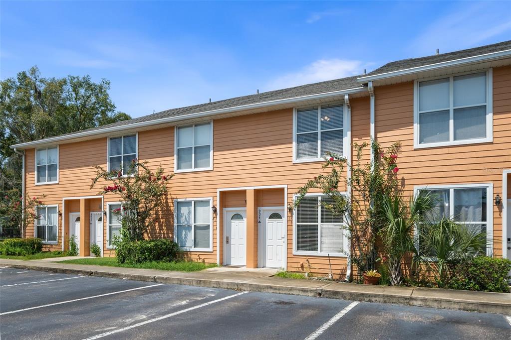3970 SW 20th Ave #904 - 3970 SW 20th Ave #904, Gainesville, FL 32607 Luxury Property | Jose Angel Pina