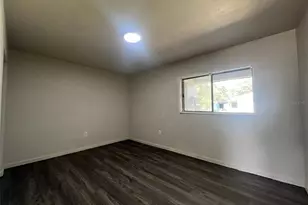 615 SW 3rd St, Gainesville, FL 32601 - Photo 11