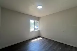 615 SW 3rd St, Gainesville, FL 32601 - Photo 13