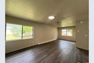 615 SW 3rd Street, Gainesville, FL 32601 - Photo 3