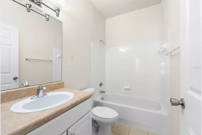 5007 NW 45th Road #103, Gainesville, FL 32606 - Photo 11