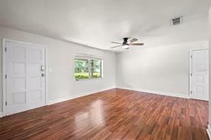 2138 NW 28th Pl, Gainesville, FL 32605 - Photo 7