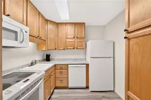 2842 SW 14th Dr, Gainesville, FL 32608 - Photo 3