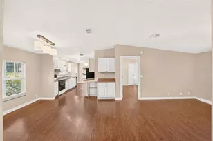 1827 SE 43rd Terrace, Gainesville, FL 32641 - Photo 5