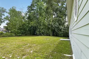 1827 SE 43rd Terrace, Gainesville, FL 32641 - Photo 31