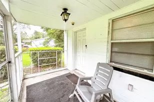 626 NW 31st Pl, Gainesville, FL 32609 - Photo 3