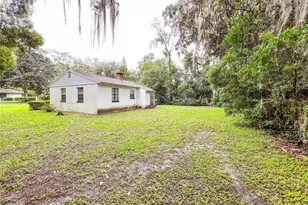626 NW 31st Pl, Gainesville, FL 32609 - Photo 11