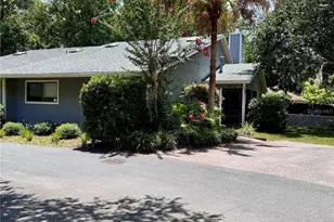3915 NW 7th Pl, Gainesville, FL 32607 - Photo 13