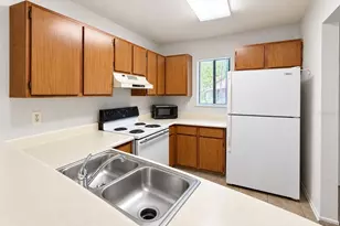 111 SE 16th Ave, Gainesville, FL 32601 - Photo 3
