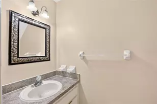 2635 SW 35th Pl, Gainesville, FL 32608 - Photo 17