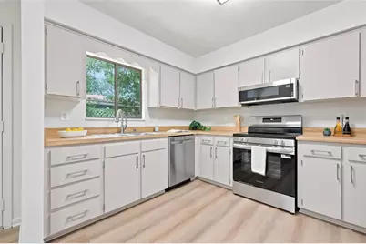 8534 NW 42nd Street, Gainesville, FL 32653 - Photo 5