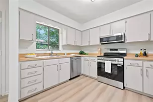 8534 NW 42nd St, Gainesville, FL 32653 - Photo 5