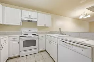 85 SE 16th Ave, Gainesville, FL 32601 - Photo 5