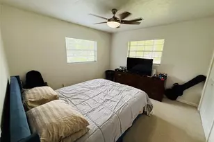 1705 NW 21st St, Gainesville, FL 32605 - Photo 15