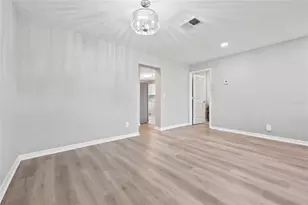 115 NE 5th St, Chiefland, FL 32626 - Photo 11