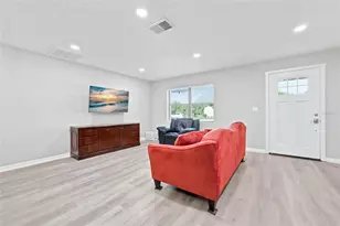 115 NE 5th St, Chiefland, FL 32626 - Photo 5