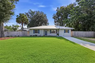 115 NE 5th St, Chiefland, FL 32626 - Photo 1