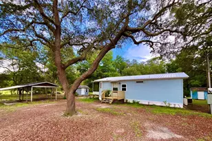 107 Crystal Lake Dr, Melrose, FL 32666 - Photo 23