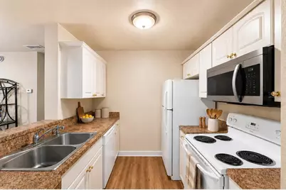 835 SW 9th Street #109, Gainesville, FL 32601 - Photo 5
