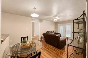 835 SW 9th St, Gainesville, FL 32601 - Photo 9