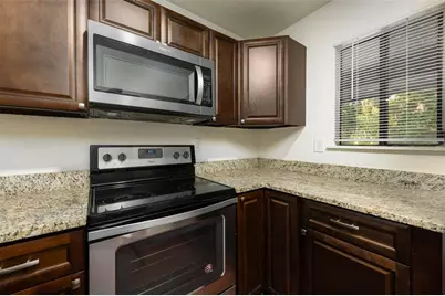 89 SE 16th Avenue #P302, Gainesville, FL 32601 - Photo 3