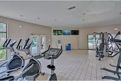 83 SE 16th Avenue #E202, Gainesville, FL 32601 - Photo 17
