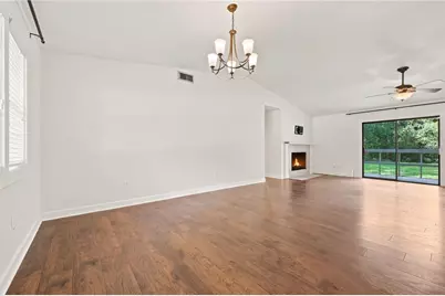9520 NW 6th Place, Gainesville, FL 32607 - Photo 9