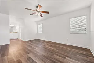 9520 NW 6th Pl, Gainesville, FL 32607 - Photo 15