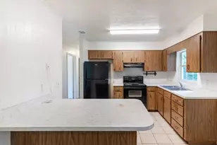 25351 SW 7th Ave, Newberry, FL 32669 - Photo 7