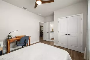 1724 SW 70th Cir, Gainesville, FL 32607 - Photo 21