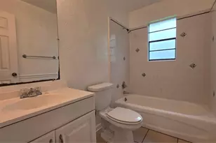 4319 NW 26th Dr, Gainesville, FL 32605 - Photo 11
