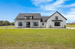 845 NW Country Lake Dr, Lake City, FL 32055 - Photo 1