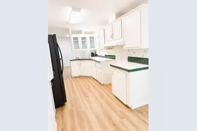 36910 Sunshine Road, Zephyrhills, FL 33541 - Photo 9