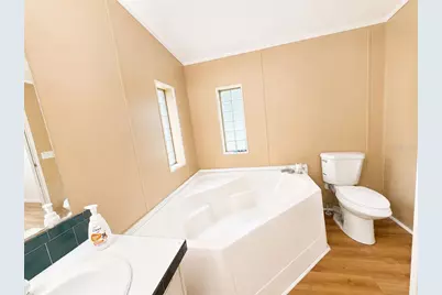 36910 Sunshine Road, Zephyrhills, FL 33541 - Photo 11