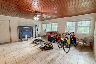 1815 NE 7th St, Gainesville, FL 32609 - Photo 9