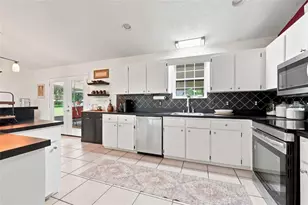 753 SW Mapleton St, Fort White, FL 32038 - Photo 11