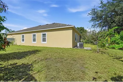 2803 Moonstone Bend, Kissimmee, FL 34758 - Photo 35