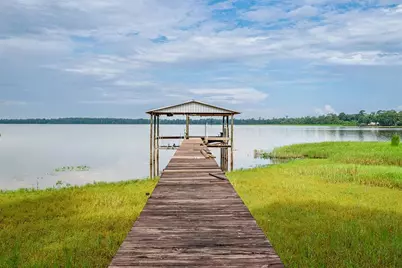 486 Lakeshore Drive, Starke, FL 32091 - Photo 11