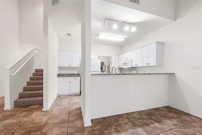 1571 NW 29th Road #3, Gainesville, FL 32605 - Photo 5