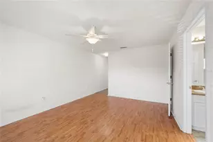 1571 NW 29 Rd, Gainesville, FL 32605 - Photo 11