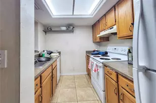 931 SW 57 Terrace, Gainesville, FL 32607 - Photo 7