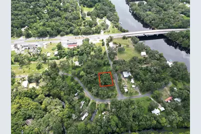 9850 Kentucky Avenue, Fanning Springs, FL 32693 - Photo 1