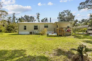 305 NE 290th Ave, Old Town, FL 32680 - Photo 17