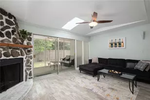 729 NW 34th St, Gainesville, FL 32607 - Photo 7