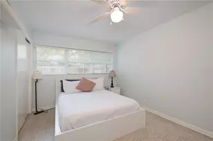 729 NW 34th St, Gainesville, FL 32607 - Photo 17