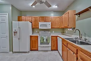 832 NW 42nd Terrace, Gainesville, FL 32605 - Photo 5
