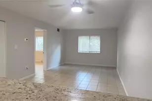 111 SE 16th Ave, Gainesville, FL 32601 - Photo 7