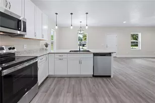 506 NE 4th St, Trenton, FL 32693 - Photo 5