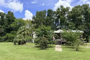 230 E Rodgers Blvd, Chiefland, FL 32626 - Photo 1